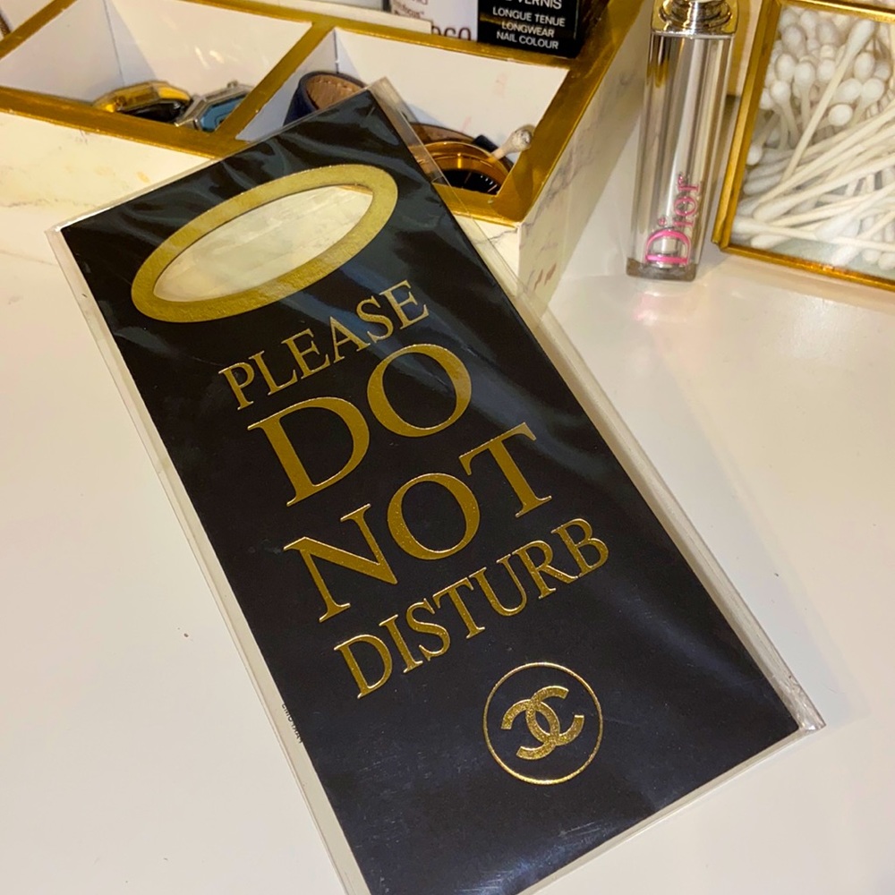 Chanel “please do not disturb “ door sign